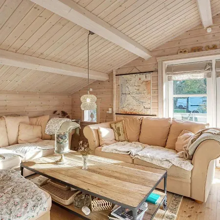 6 Person In Vaeggerlose-by Traum Hébergement de vacances Bøtø By